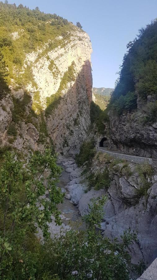La Provence Vous Attend - 2Eme Etage Digne-les-Bains Exteriér fotografie