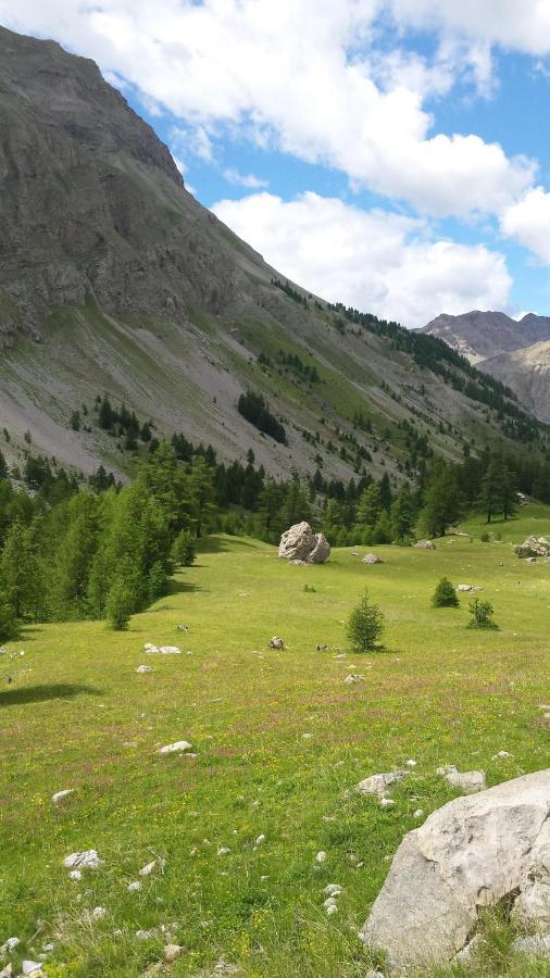 La Provence Vous Attend - 2Eme Etage Digne-les-Bains Exteriér fotografie